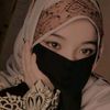 amel_queen10