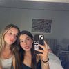 emmylevitt_