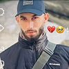 user1832953003887