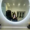 lola_x979