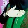 عٌآشُقُةّ آلَحًسِيَنِ