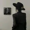 b.v_1a