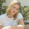 lilireinhart_13