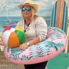 tracy.loves.to.travel
