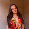 Elle Campbell