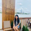 Mẹ em bé bán hàng