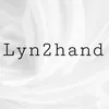Lyn_2hand