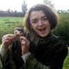 maisie_fa