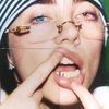 hoeshate_bee1