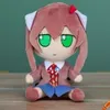 monika_fumo