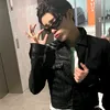 ✌︎ L