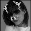 caroline.adolpho