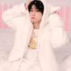 baby_stay_han.1