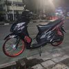 jendelatanpakaca._