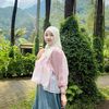 Hi, ini Dewi