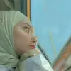 y566077