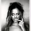 mariam_stalking_you