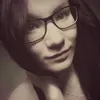 emillyn886