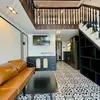 cậu sinh viên may mắn