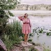 elizabeth_hug