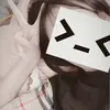 ng.uyn.nhi1th1