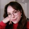 mari (ansiosa consumista)