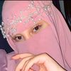 queen_1_official1