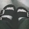 👤