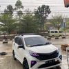 sigra.white7