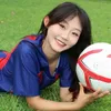 Thuý Tập Đá Bóng