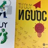 Tủ Sách Mật Ong