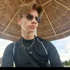 makus_czarny225