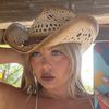 hot_mess_huntress
