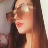 hora_l.l