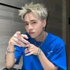 Idol nào cũng đu