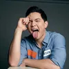 akosialdenryitschard
