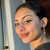 _gata_garota_