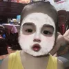 vyzootruy
