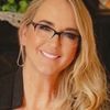 author.chrissy.curry