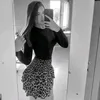 _01lauraa0_