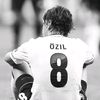 ozil100413