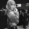 naya_blink2