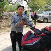 l.nhin.tu.duyn