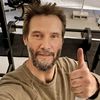 keanureevesfanpage3321