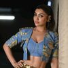 akansha8000