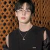 user1888813881507