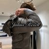 Julius Resell 🥂