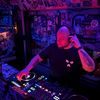 dj_aw0l