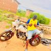 amziro_dit_mr_dinero