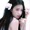 người đẹp thích xem phim